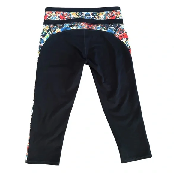 Fabletics Black Capri Leggings Small - Picture 5 of 9